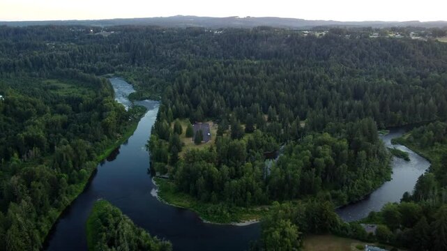 USA, OR, Estacada, Riverside Disc Golf Course, 2024-07-15 - Flying over the disc golf course at Milo McIver State Park along a bend in the Clackamas River