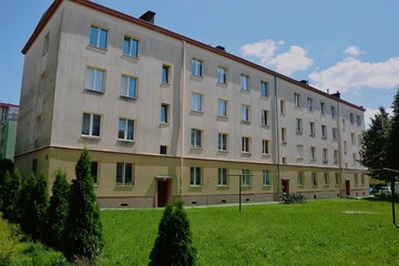 An old three-storey tenement house, built in the 1960s.
