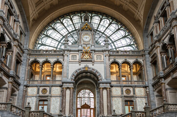 Der Bahnhof in Antwerpen und ihre Stadt 