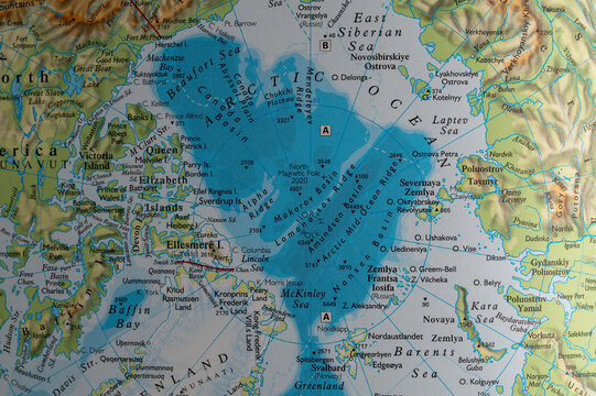 Physical map of the Arctic Ocean and the North Pole.