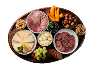 Tabla de embutidos y quesos, con frutos secos, uvas, pasas, mermelada, queso azul, salami, tabal de comida PNG