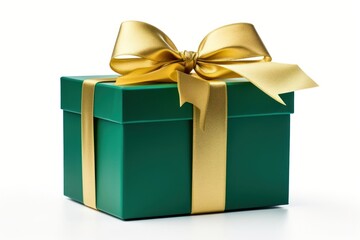 Obraz premium Green gift box wrapped with gold bow and ribbon white background celebration anniversary.