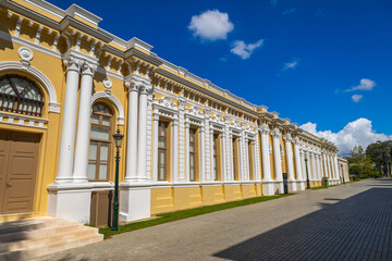 Obraz premium Exterior view of Yıldız Palace on a sunny day. Yildiz Palace. 9 August 2024. Istanbul, Turkey