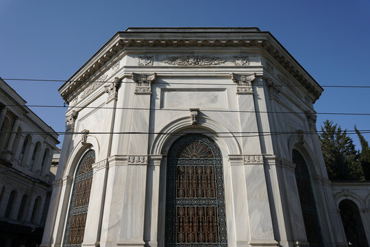 Tomb of Sultan Abd&uuml;lhamid in Istanbul, Turkiye