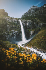 Obraz premium Magnificent waterfall (Gytrifossen - Jostedalsbreen - Norway)