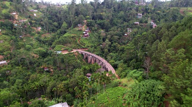 Le train d'Ella, patrimoine touristique du Sri LAnka