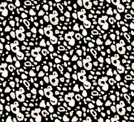 Seamless leopard pattern, animal print.