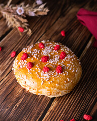 Brioche aux pépites de sucres et aux pralines roses 