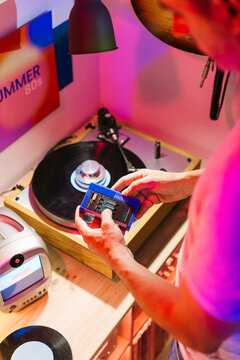 Managing Vinyl Playback