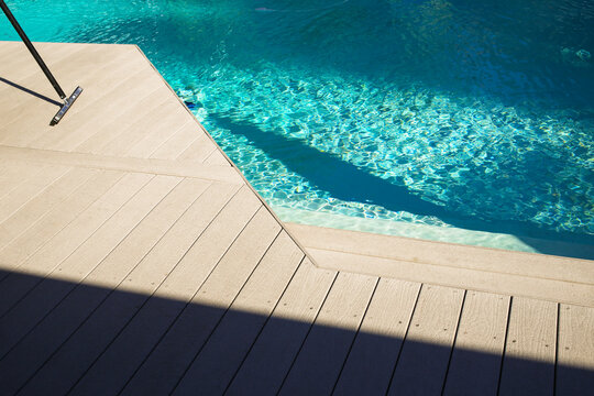 Pool Cleaning Tool