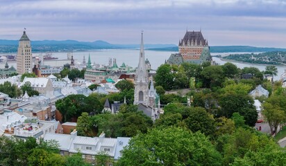 Fototapeta premium Vieux-Quebec with a view to Fairmont Le Château Frontenac, Quebec City, Quebec, Canada.
