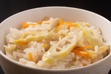 ［高知県産　四方竹］炊き込みご飯