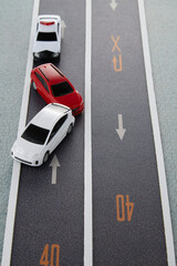 交通違反_ミニチュア道路と車