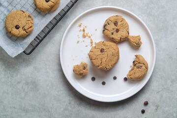 fresh baked Soft chocolate chip cookies, chocolate chip biscuits
