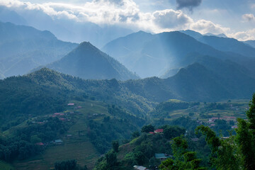 The scenery of Sa Pa - a famous beautiful tourist city in Northern Vietnam - is like the scenery of the Alps in Europe.
