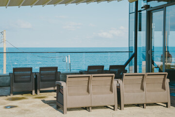  카페, 벤치, 상들리에, 장식품, 바다