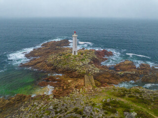 Faro y praia do Lago en Muxia Galicia