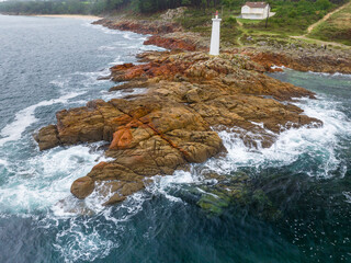 Faro y praia do Lago en Muxia Galicia