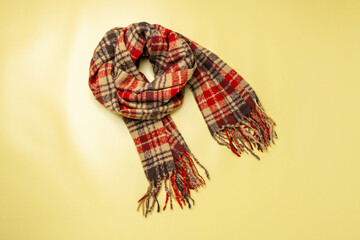 Autumn and winter warm plaid scarf