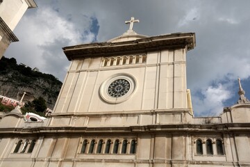 CHIESA DI SANTA MARIA ASSUNTA,POSITANO,COSTIERA AMALFITANA,ITALIA,10 NOVEMBRE 2024.