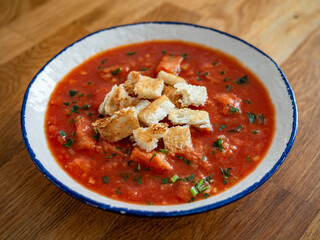 Tuscan tomato soup with bread - Pappa al pomodoro