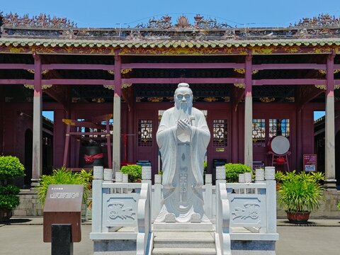 Confucius statue in Confucian Temple at Wenchang, Hainan, China, 