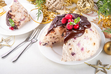 Frozen Christmas cheesecake pudding