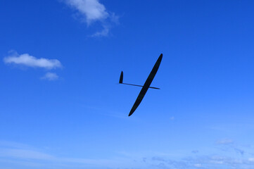 青空のペーパーグライダー