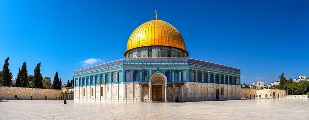 Fototapeta premium Panoramic Photograph of the Dome atop the Al-Aqsa Mosque in Jerusalem with a Blue Sky Background