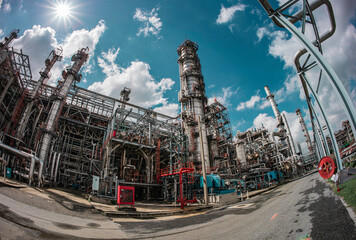 Column refinery plant equipment for pipeline oil and gas valves