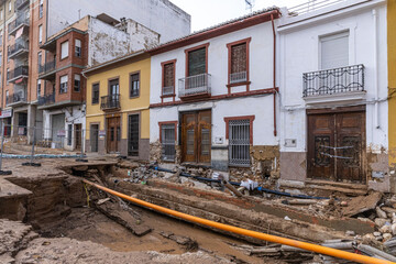 images of the flood in valencia, spain, la dana, destroyed houses, mud, rivers, floods comunidad vanelciana