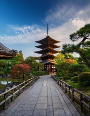 Obraz premium The Magnificent Temples and Shrines of Kyoto, Japan, Featuring Traditional Wooden Structures, Lush Gardens, and Historic Pagodas, Offering a Deep Dive Into Japanese Spiritual and Cultural Heritage