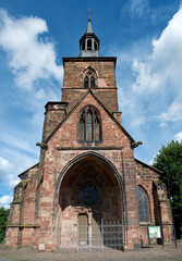 Fototapeta premium Stiftskirche St.Arnual in Saarbrücken, Saarland, Deutschland
