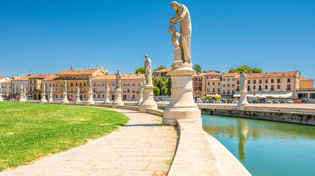 Prato della Valle, Padua, Venetien, Italien