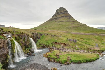 montagne Kirkjufell en Islande située à Grundarfjordur