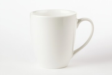 Fototapeta premium Minimalistische weiße Kaffeetasse Porzellan Tasse für Kaffee Tee schlichtes Design Moderne Tasse Fotografie weißer Hintergrund Dekoration Büro Küchendekor Geschenkidee für Kaffeeliebhaber