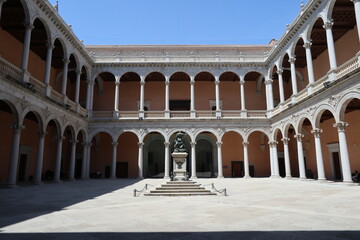Naklejka premium Patio del Alcázar. Toledo.