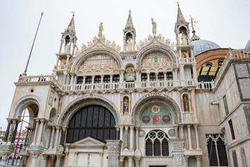 Fototapeta premium Architecture details of the amazing San Marco Basilica in St. Mark Square, famous tourist attraction in Venice, Italy