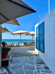 Alley to beach restaurant 