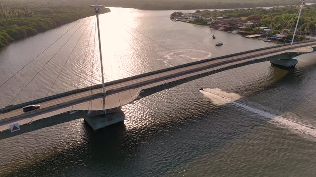 Ponte Arquiteto Wilson Campos J&uacute;nior - PRAIA Paiva, Cabo de Santo Agostinho - PERNAMBUCO PE DRONE 4K 