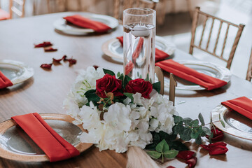 Flower arrangement for wedding