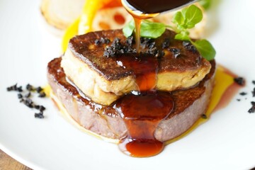 ヘレ肉＆フォアグラ　ロッシーニ風