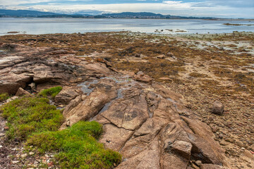 El Grove​​​ or Ogrobe​ ​ is a municipality and a peninsula located in the western part of the Saln&eacute;s region, at the entrance to the Arosa estuary, in the northwest of Spain. Pontevedra, Galicia