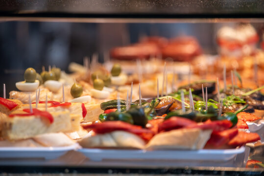 Delicious Tapas in the Bolhao market hall in Porto