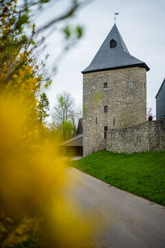 Turm des Ritterguts Sch&ouml;ller