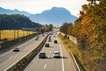 Blick auf die Autobahn A14 im Rheintal, Vorarlberg, zwischen G&ouml;tzis und Koblach