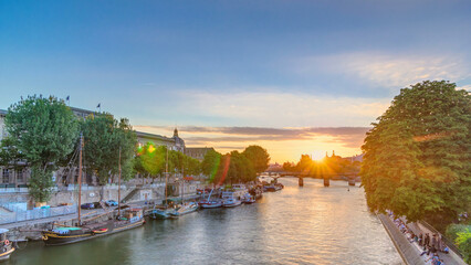 Fototapeta premium View to Pont des Arts in Paris at sunset timelapse, France