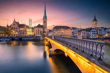 Naklejka premium Zurich, Switzerland. Cityscape image of Zurich, Switzerland at beautiful autumn sunset.