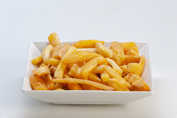Porção de mandioca frita