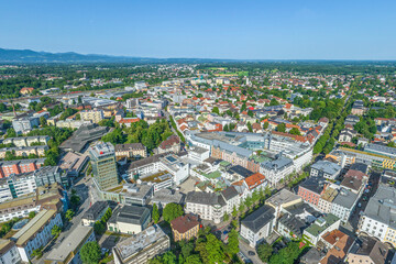 Das Stadtzentrum von Rosenheim im Chiemgau im Luftbild